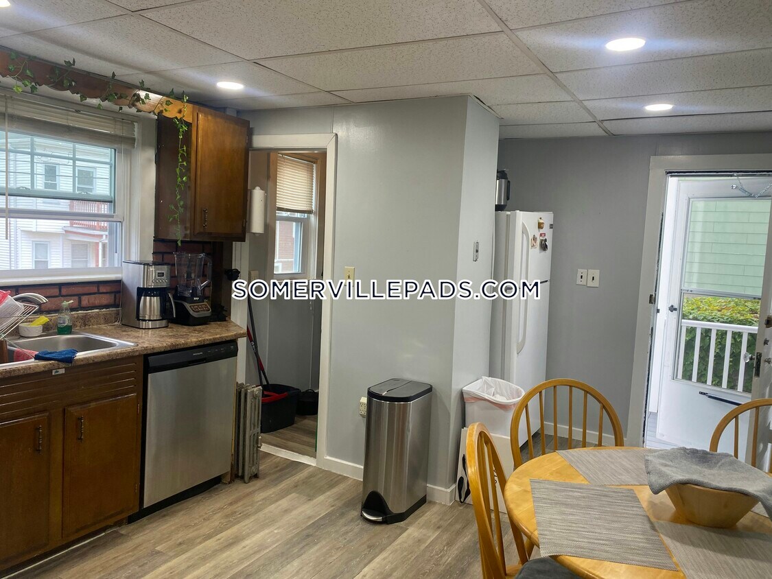 Foto principal - 117 Hillsdale Rd