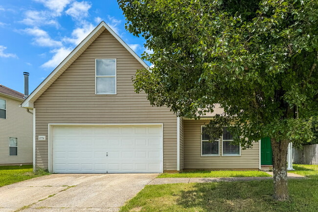 Building Photo - 2776 Sutherland Dr