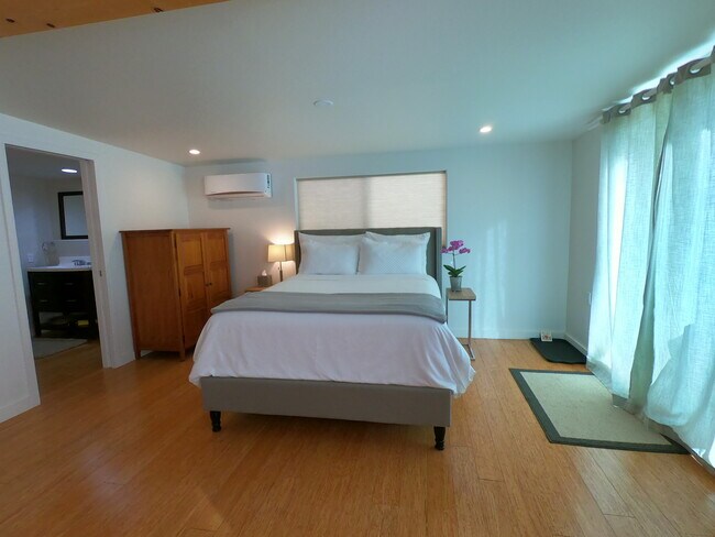 Building Photo - 27 Holopuni Rd