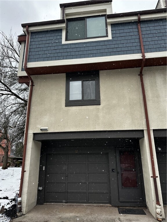 Building Photo - 52 Vick Park B