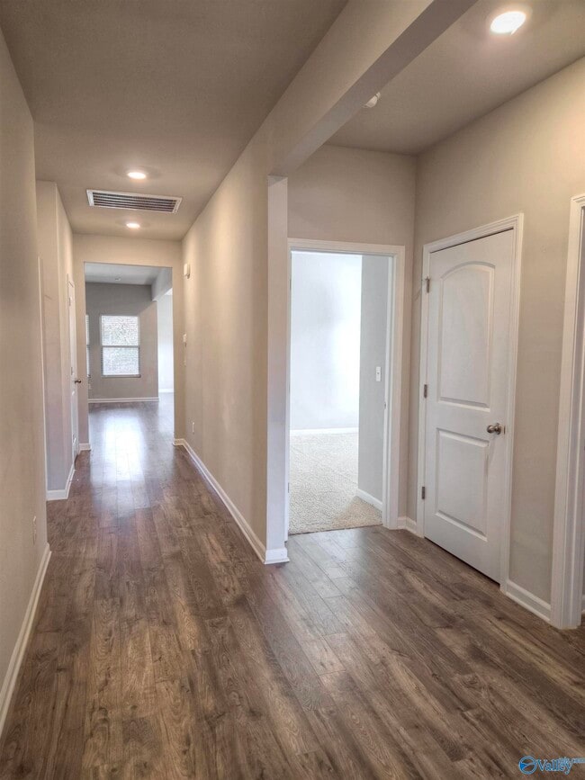 Foto del edificio - 117 Edensmith Dr