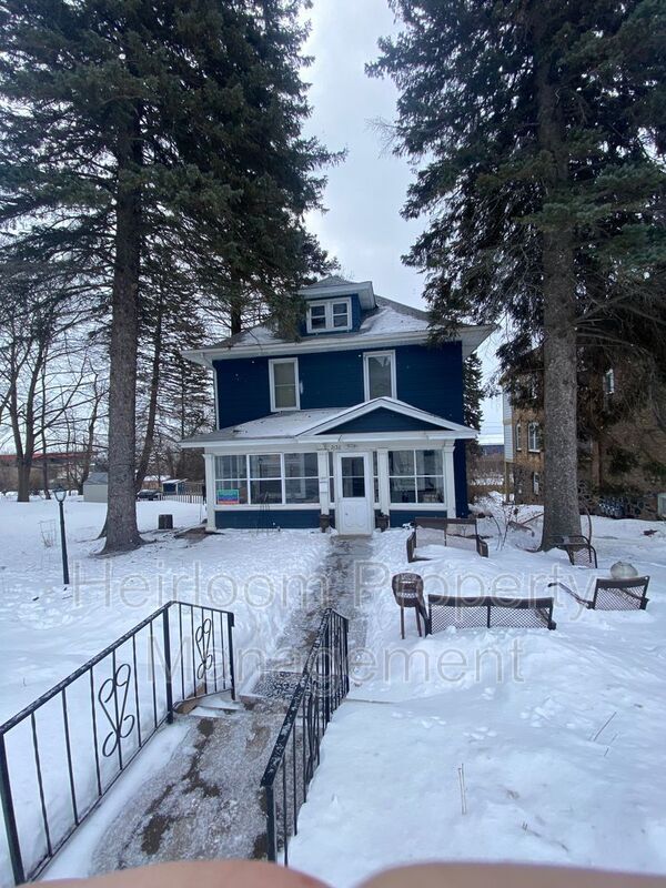 2132 Jefferson St, Duluth, MN 55812 House Rental in Duluth, MN