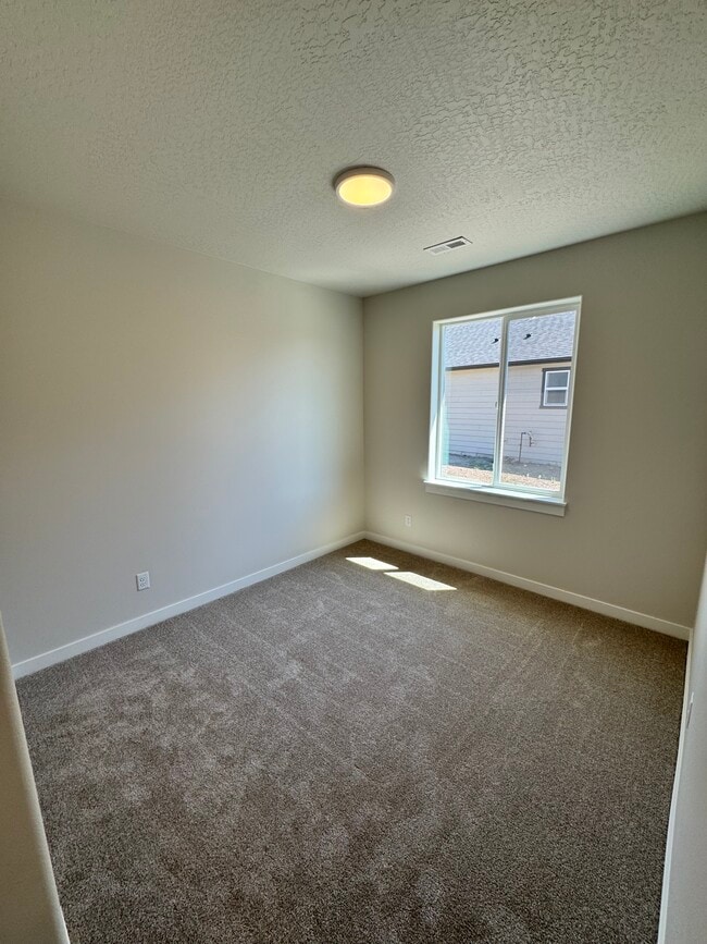 Building Photo - 13490 N Grand Targhee St
