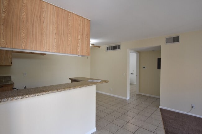 Building Photo - Mountain Vista Apartments