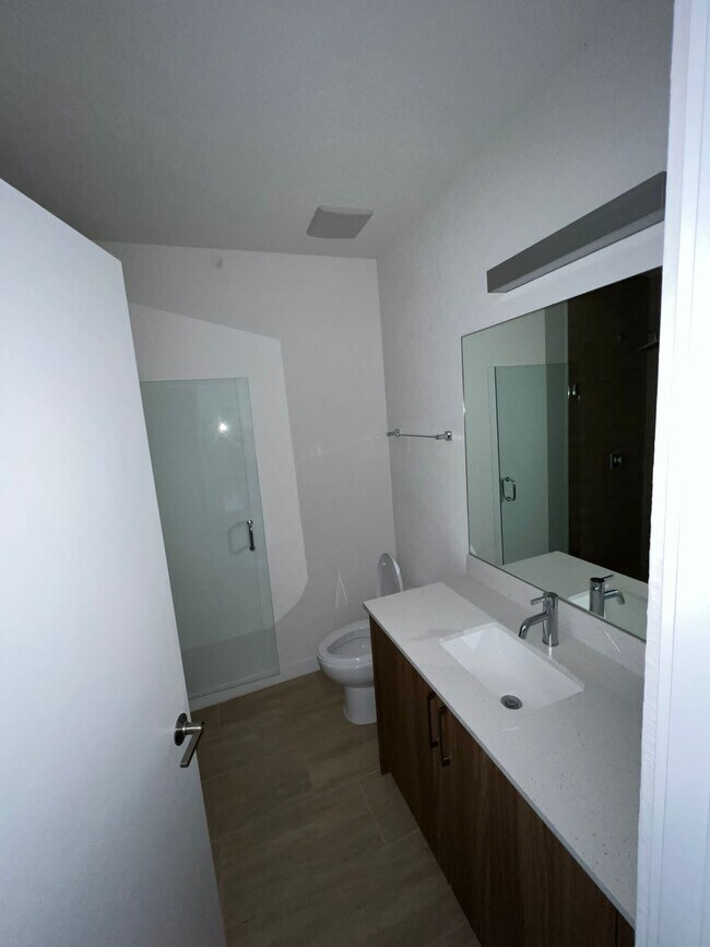 Foto del edificio - 3608 66th St W