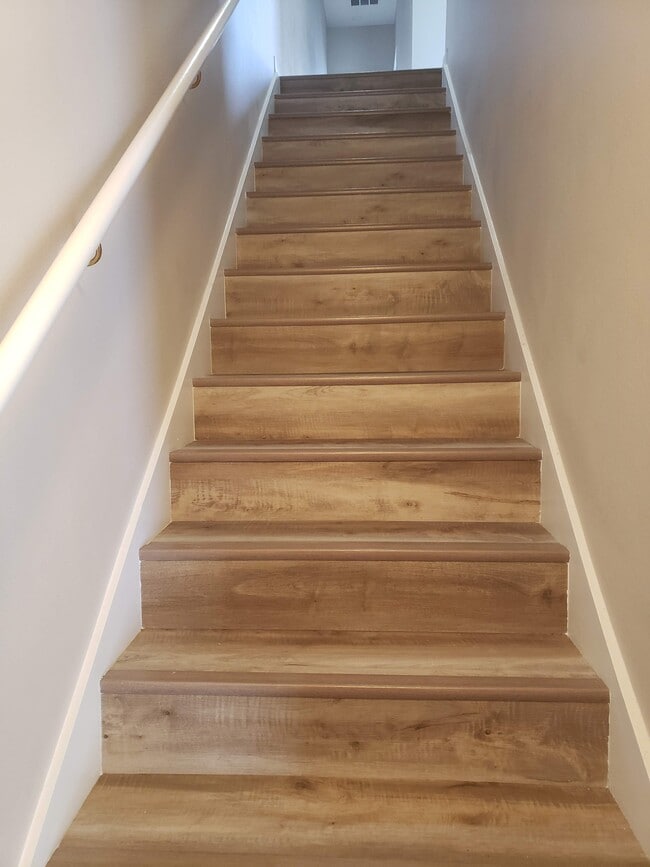 Photo - 469 Glastonbury Drive Townhome