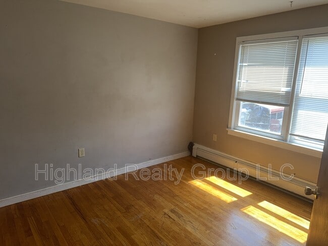 Foto del edificio - 2515 Woodlawn St