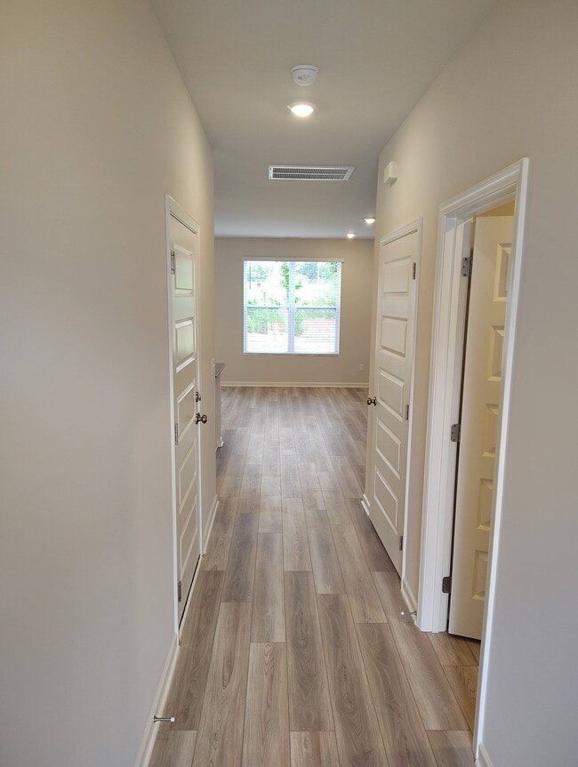 Building Photo - 725 Big Bnd Ct