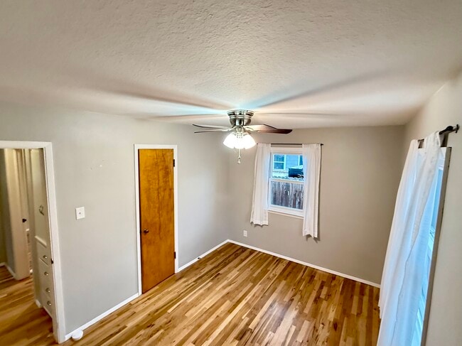 Foto del edificio - 843 Judson St