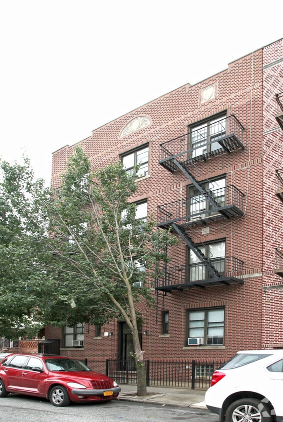 Primary Photo - 1726 66th St