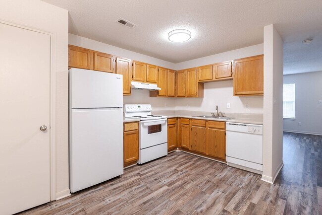 Foto del edificio - The Village at England Run Townhomes