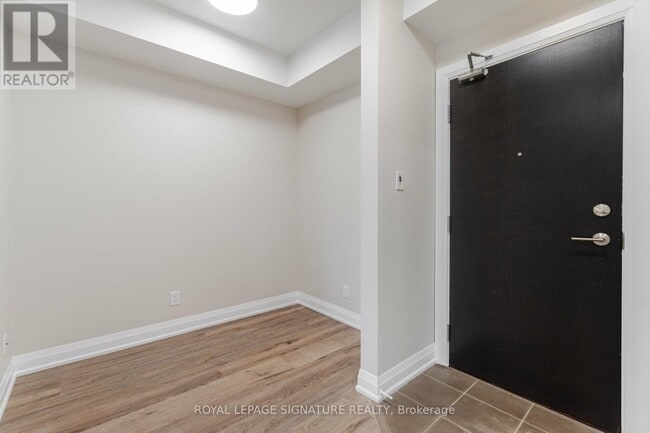 Photo du bâtiment - 3504 Hurontario St