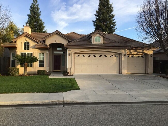 Foto del edificio - 1138 E Royal Dornoch Ave