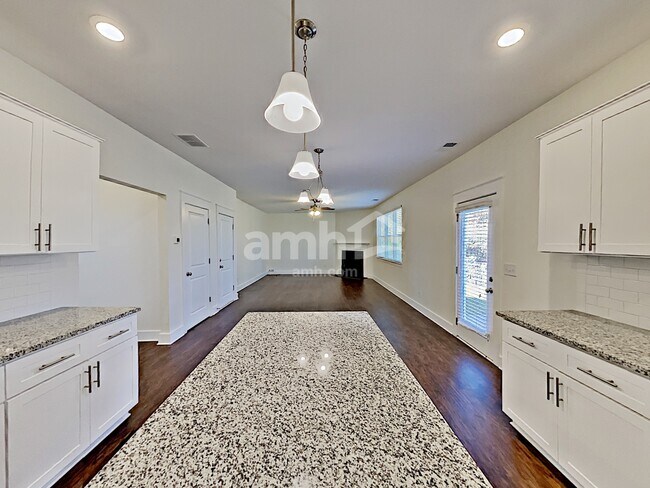 Foto del edificio - 1677 Archer Estates Dr