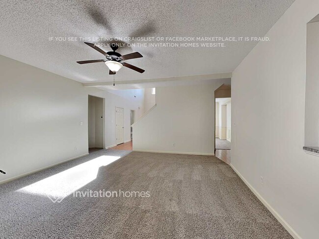 Foto del edificio - 91 Martins Pond Rd