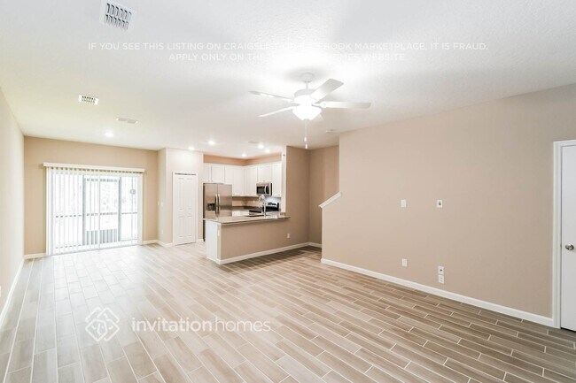 Foto del edificio - 675 Cherry Ridge Dr