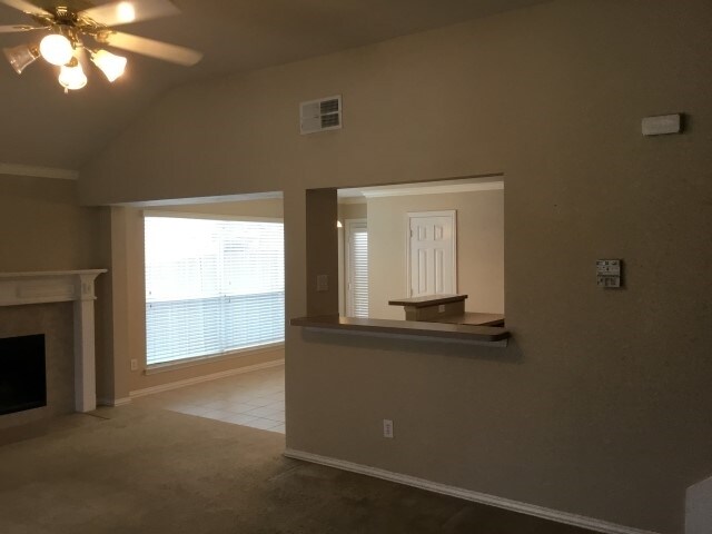 Building Photo - 3936 Braxton Lane