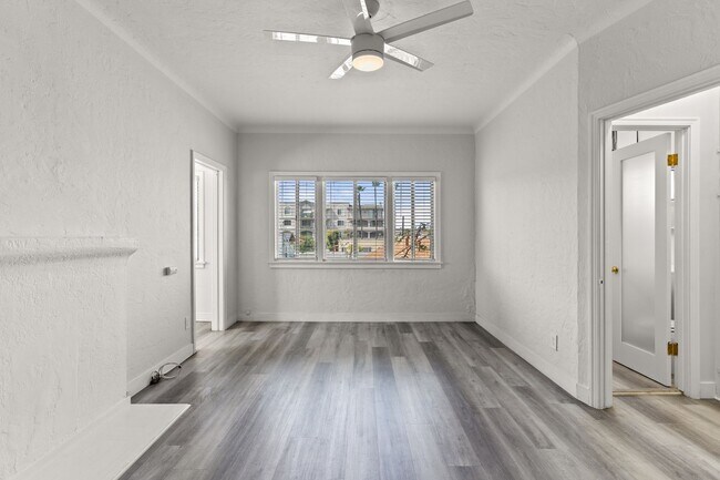 Foto del edificio - 608 W 6th St