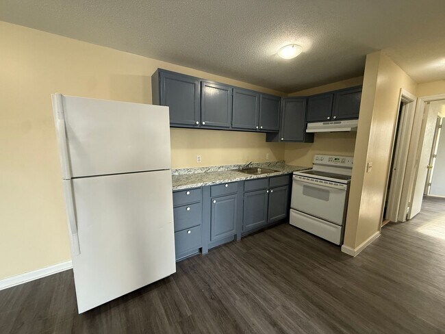 Foto del edificio - 1270-1272 East St. New Britain!