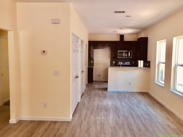 Building Photo - Located in a quiet subdivision in Montgome...