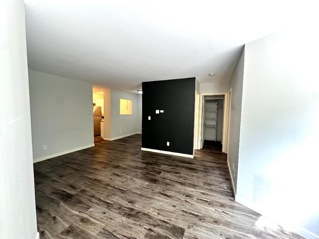 Foto del edificio - 2545 N Cramer St