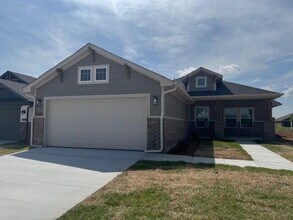 Building Photo - 16005 Switchgrass Pl