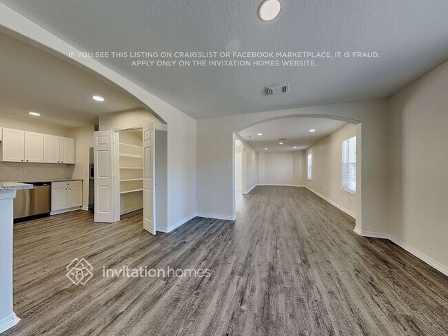 Foto del edificio - 9122 Prairie Trails Dr