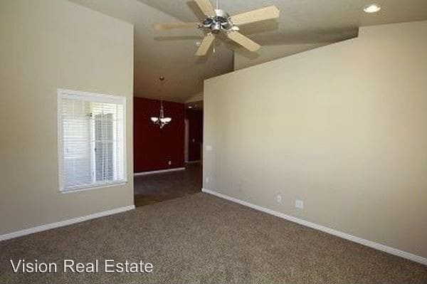 Building Photo - 1625 Green Canyon Rd