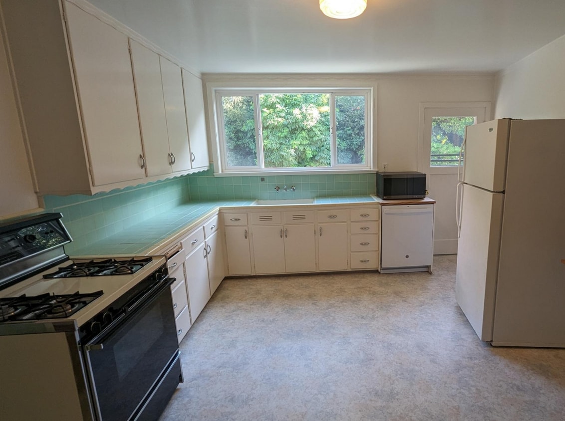 Photo - 472-474-474 Corbett Ave (San Francisco, CA)