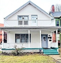 Building Photo - 116 College St