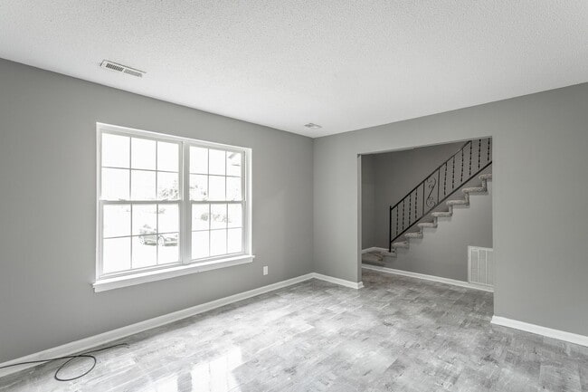 Foto del edificio - 510 Ely Rd