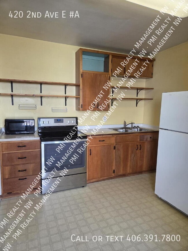 Building Photo - 420 2nd Ave E