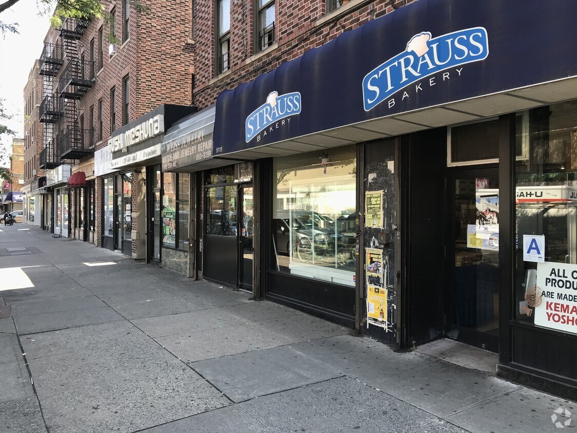 Foto del edificio - 5115 13th Ave