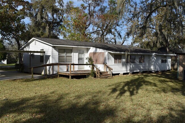 Foto del edificio - 153 Walnut Dr