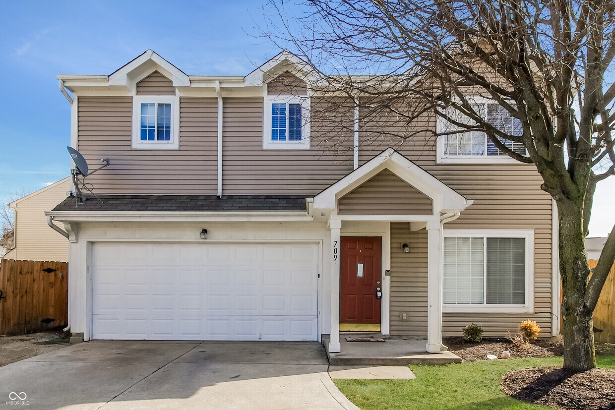 Foto principal - 709 Cembra Dr