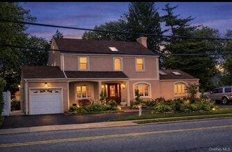 Building Photo - 314 Main St