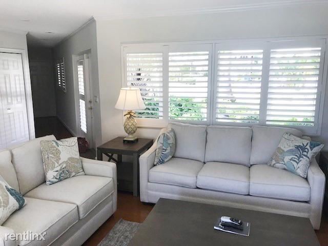 Foto del edificio - 3 br, 2 bath House - 2900 NE 35th St