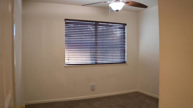 Foto del edificio - 3591 Quail Lakes Dr