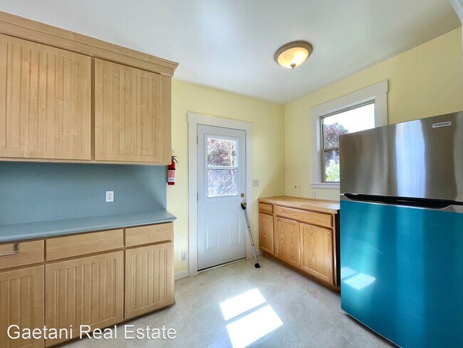 Building Photo - 2 br, 1 bath House - 563 Edinburgh Street