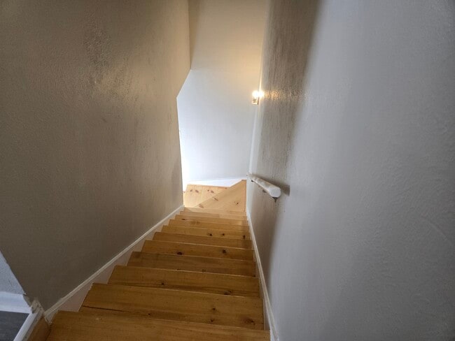 Building Photo - 3708-3714 Stefano Street