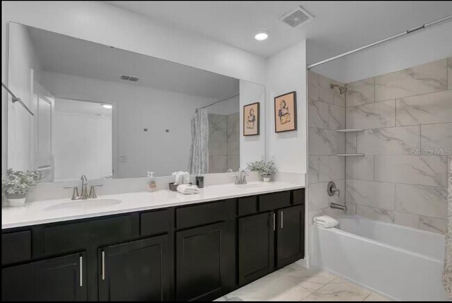 Foto del edificio - 1034 Splash Shot Pl