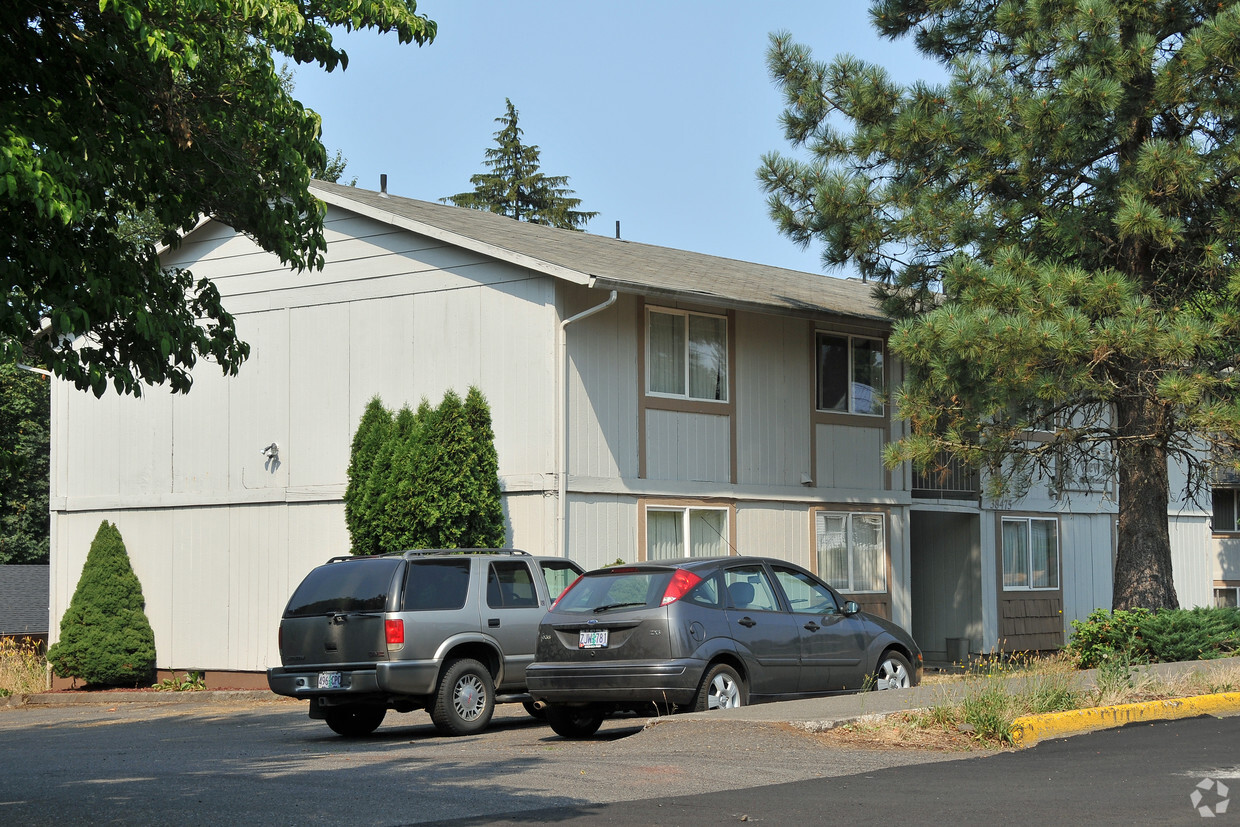 Building Photo - 38455 Park St