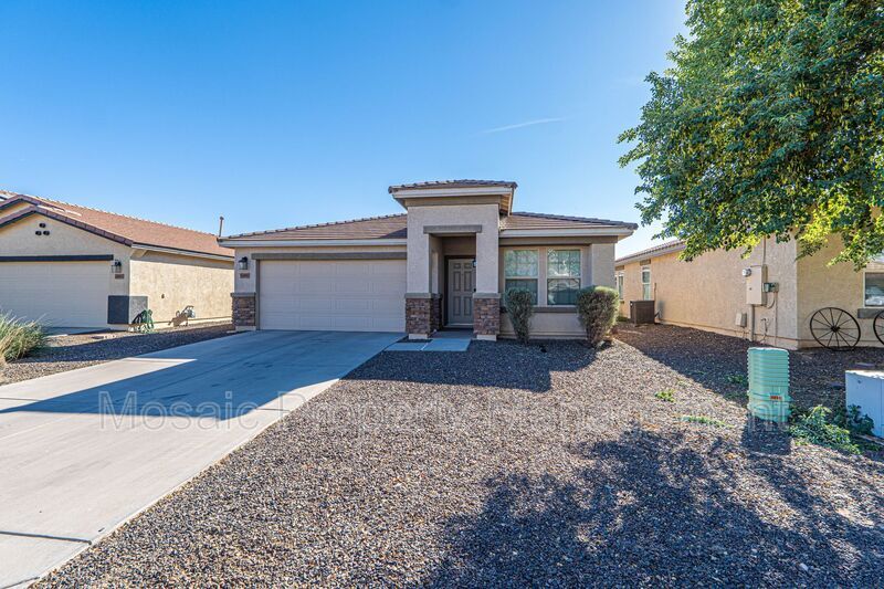 1069 E Daniella Dr, San Tan Valley, AZ 85140 House Rental in San Tan