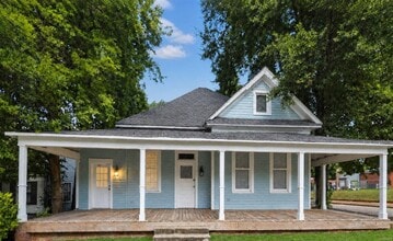 Building Photo - 1204 S McDonough St