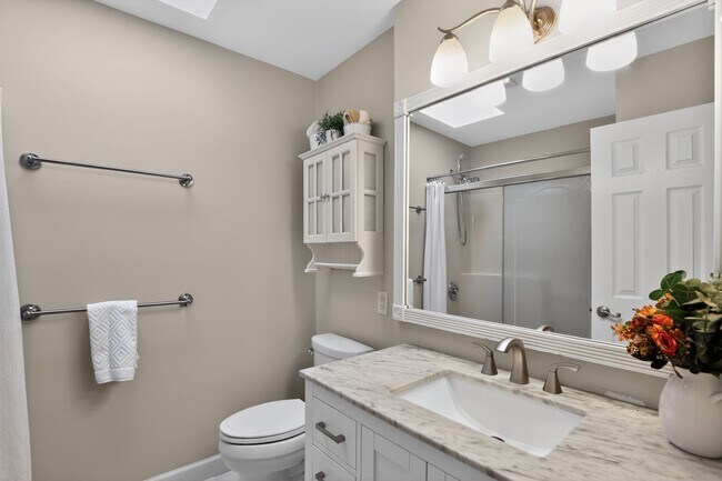 Foto del edificio - 6 Hunters Ridge Dr
