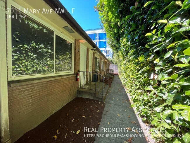 Building Photo - Quaint Ballard 1-Bedroom! **Great Location...