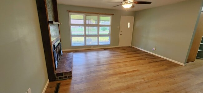 Foto del edificio - 3BR, 2BTH Beautiful ranch style home with ...