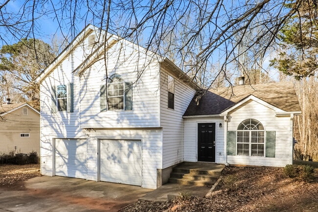 Building Photo - 330 Brookside Dr