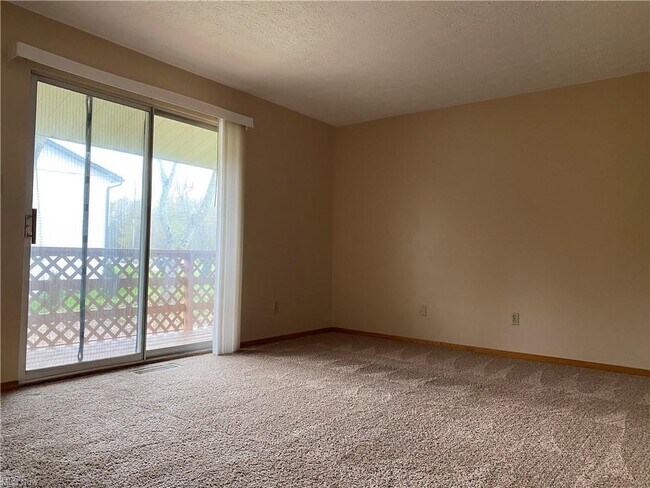 Foto del edificio - 4203 Cottage Grove Rd