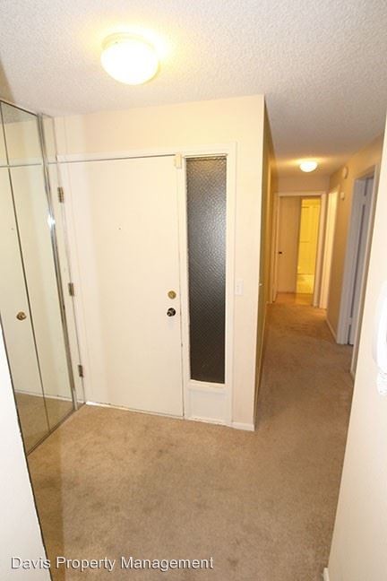 Foto del edificio - 2 br, 2 bath House - 3424 25th Ave W #202